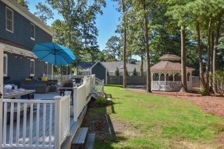 Contemporary Gem With Private Pool Villa Barnstable Exterior photo